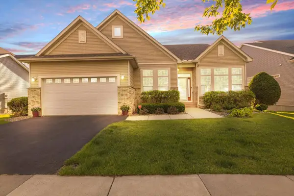 7701 Ranier Lane N, Maple Grove, MN 55311