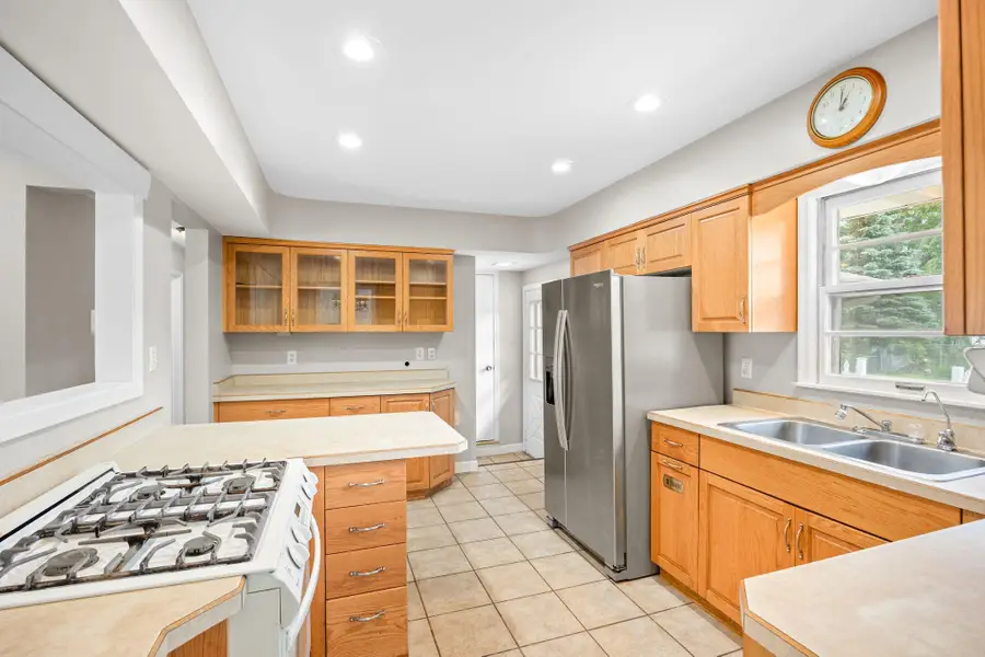 6177 Upper 48th Street N, Oakdale, MN 55128 - #3