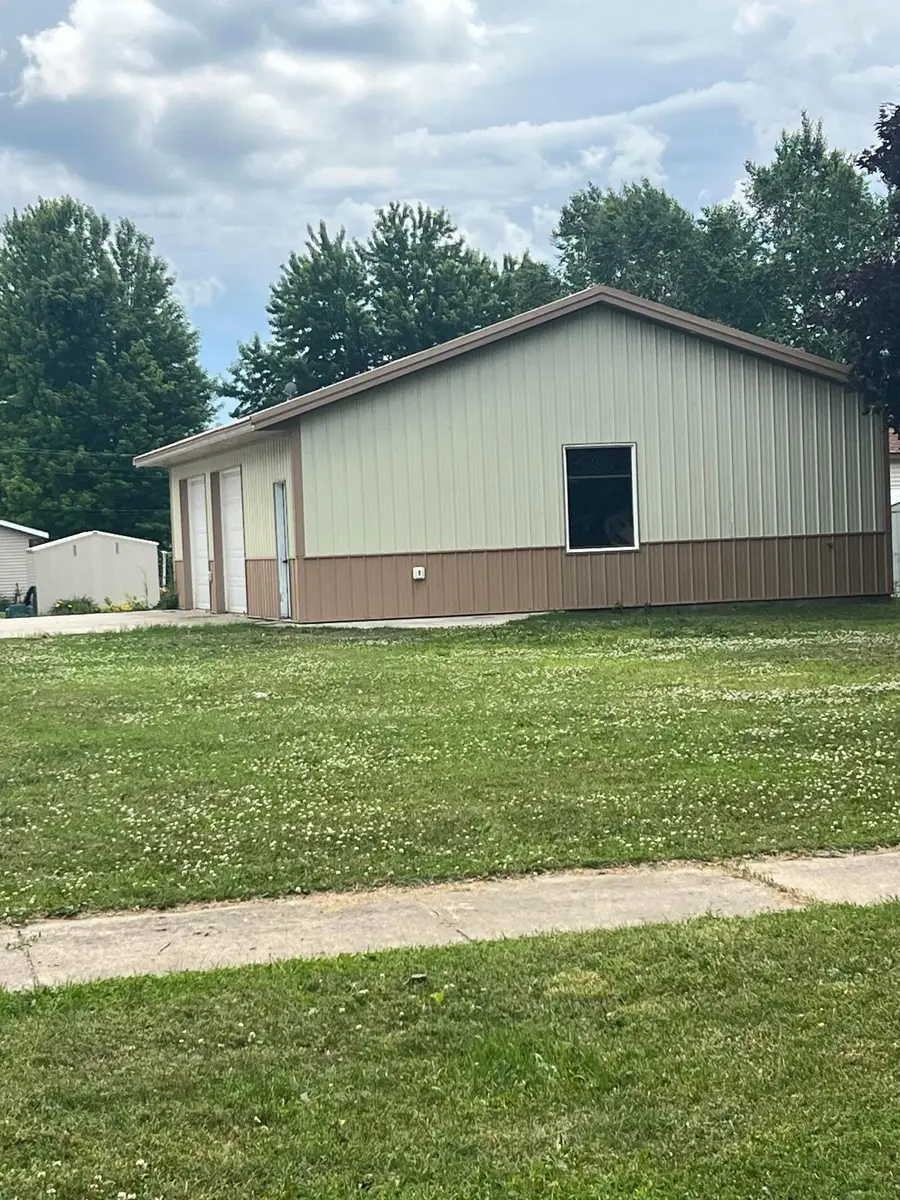 316 W 2nd Street, Madison, MN 56256 - #2