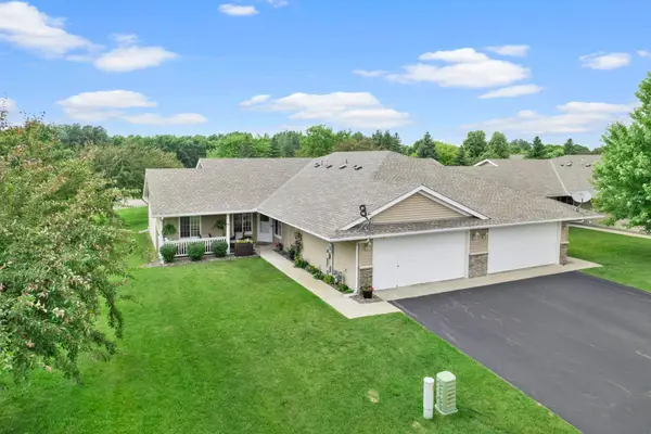 7798 Palisades Avenue Ne, Elk River, MN 55330
