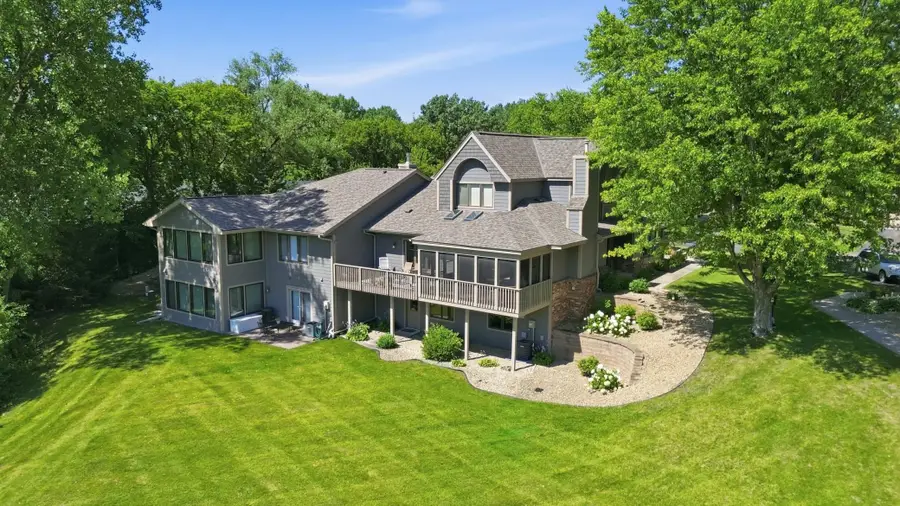 18121 Judicial Way S, Lakeville, MN 55044 - #2