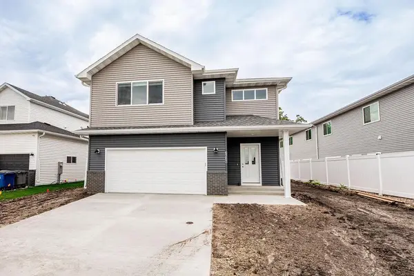 2626 36th Avenue S, Moorhead, MN 56560