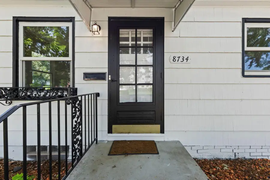 8734 Portland Avenue S, Minneapolis, MN 55420 - #2