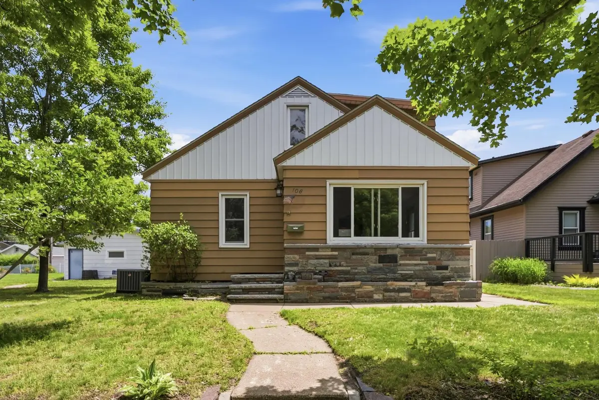108 21st Avenue N, Saint Cloud, MN 56303 - #1