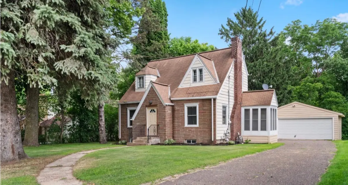 1880 Furness Street, Saint Paul, MN 55109 - #1