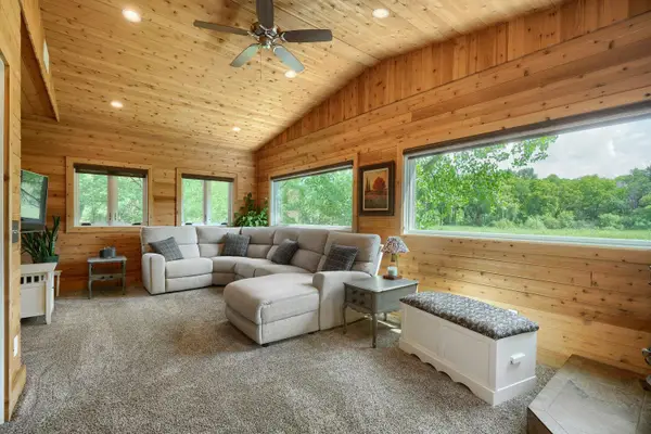 17141 Jefferson Court, Lakeville, MN 55044