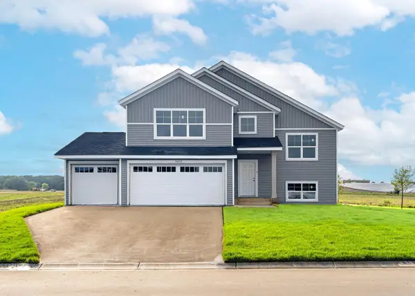 4710 2nd Street Court Ne, Saint Cloud, MN 56304