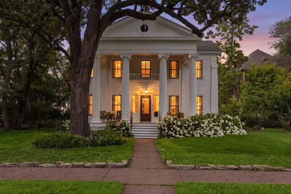 223 Walnut Street, Saint Paul, MN 55102