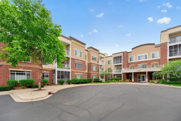 8200 W 33rd Street #323, Saint Louis Park, MN 55426