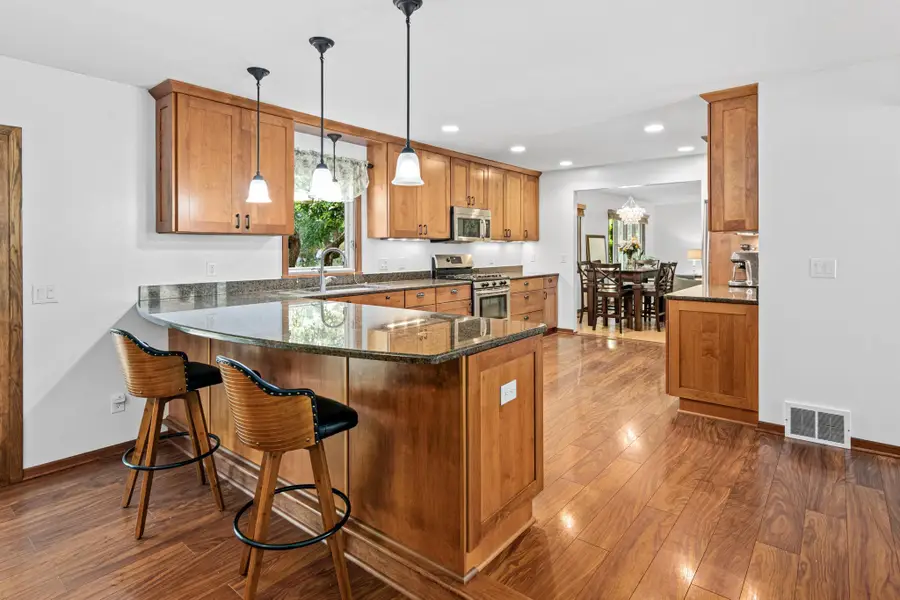 2436 Standridge Avenue, Saint Paul, MN 55109 - #2