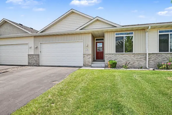 4138 Blakewood Drive, Shakopee, MN 55379