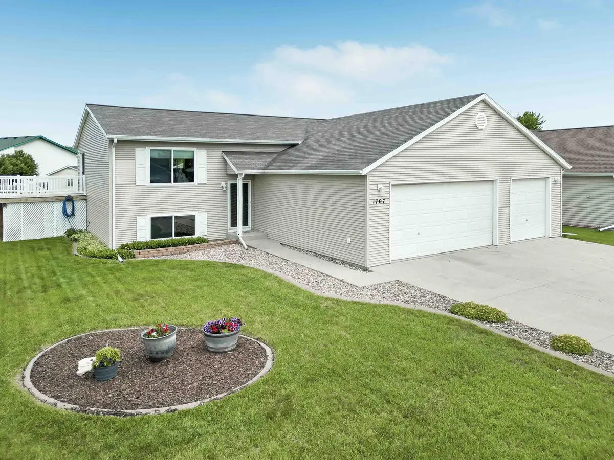 1707 Huntington Drive, West Fargo, ND 58078 - #1