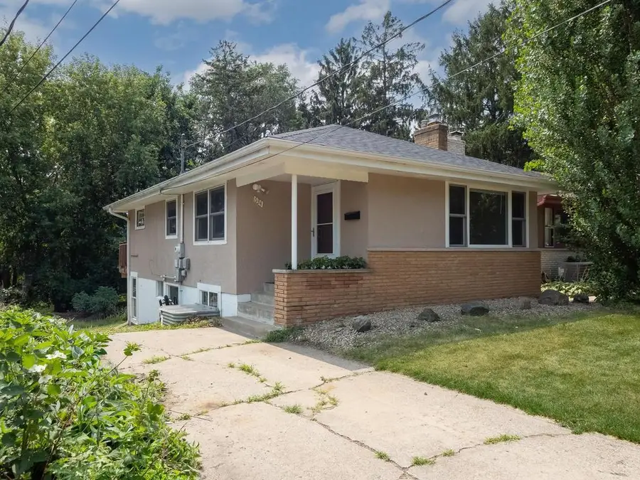 634 Orange Avenue W, Saint Paul, MN 55117 - #2