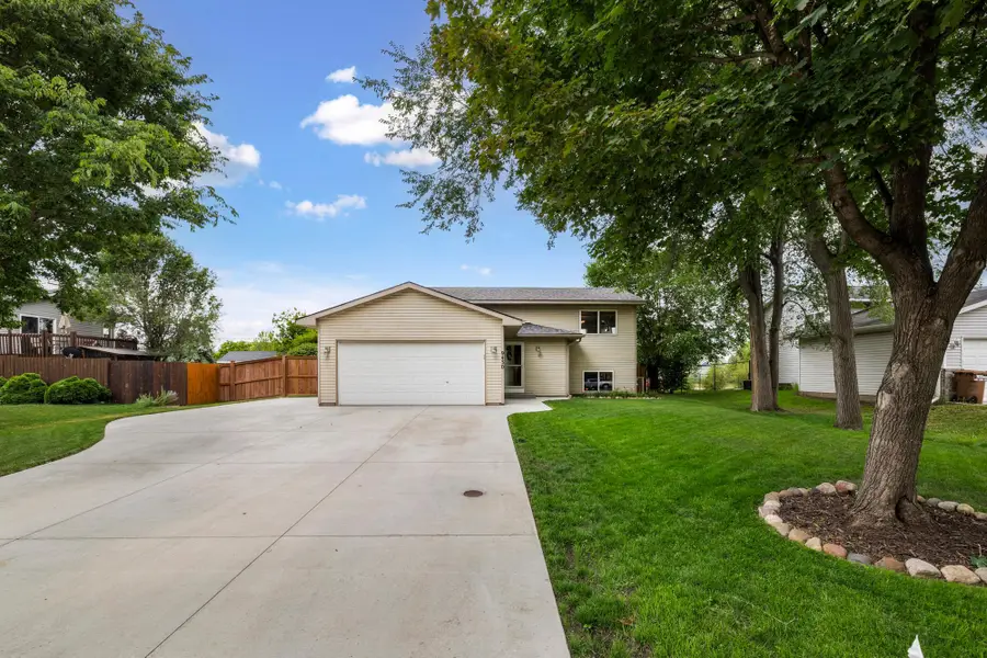 9430 Hale Avenue S, Cottage Grove, MN 55016 - #3