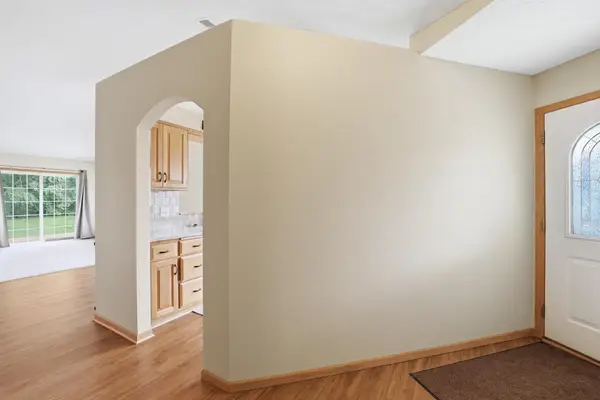 1761 Ojibway Drive, Hugo, MN 55038