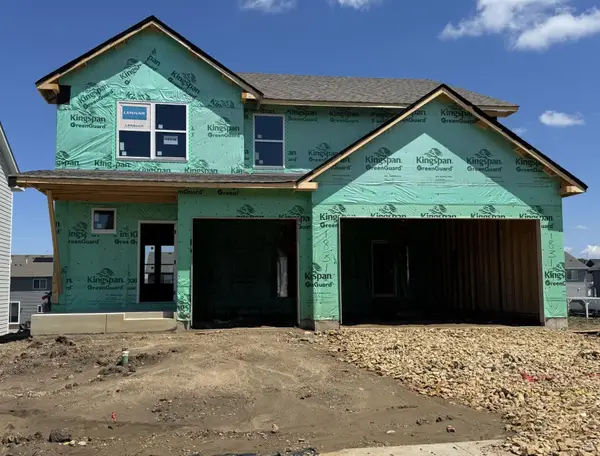 18318 Gladiator Drive, Lakeville, MN 55044
