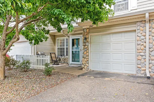 1947 Bluestem Lane, Saint Paul, MN 55126