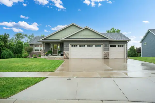3993 Stone Point Drive Ne, Rochester, MN 55906