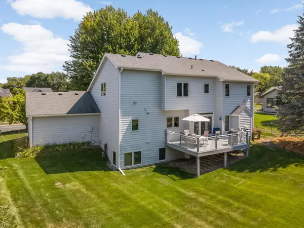 527 Hackmore Drive, Eagan, MN 55123