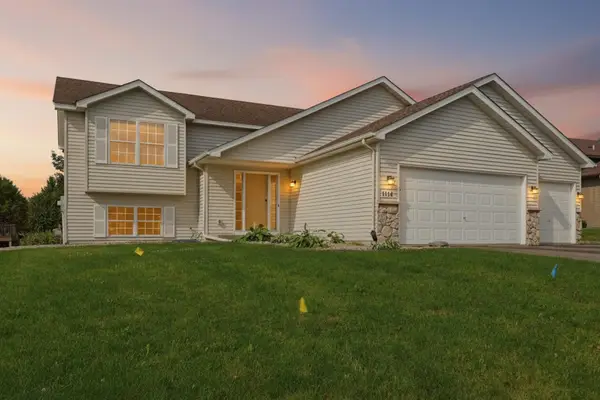 1114 Hidden Creek Boulevard, Mayer, MN 55360