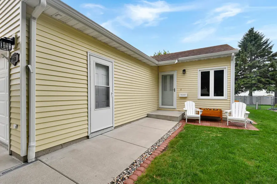 1510 28th Avenue S, Fargo, ND 58103 - #2
