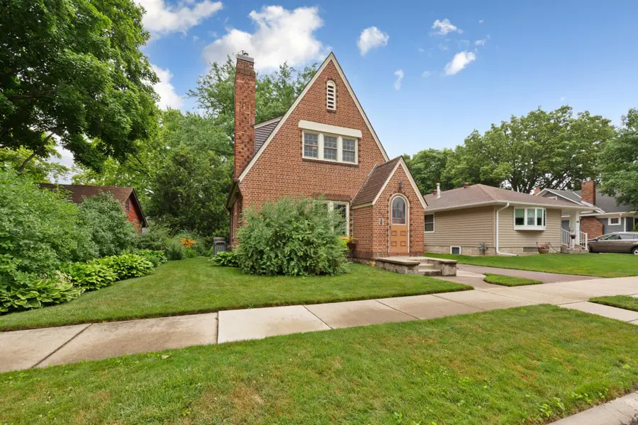 628 Grant Avenue, Mankato, MN 56003 - #3
