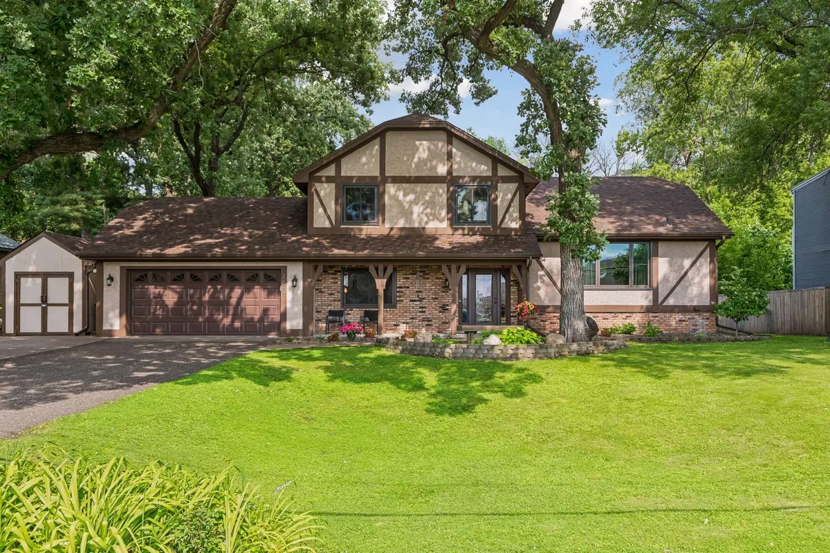 2480 Ariel Street N, Saint Paul, MN 55109 - #1