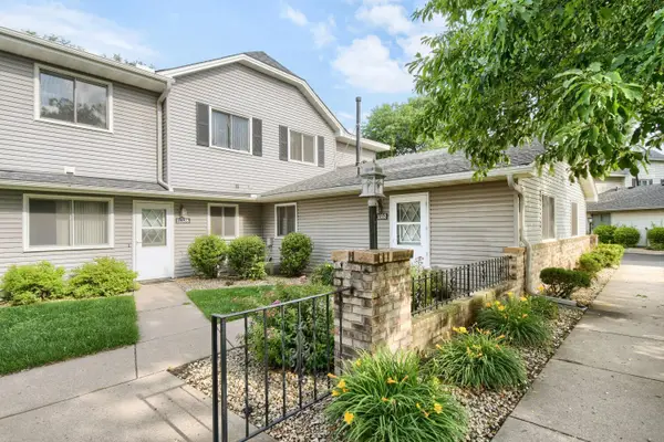 11328 Ibis Street Nw, Minneapolis, MN 55433