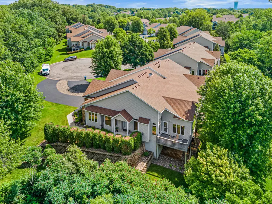 702 Crescent Curve, Saint Paul, MN 55127 - #3