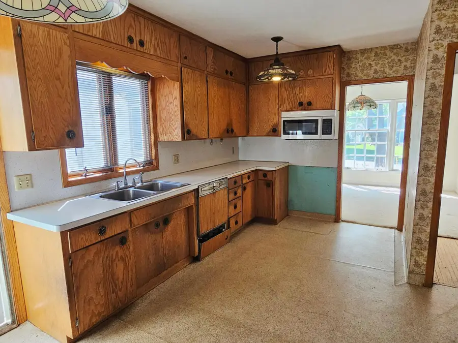 1361 Scheffer Avenue, Saint Paul, MN 55116 - #2