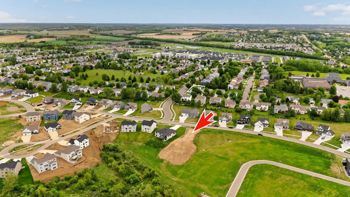 4910 Noble Drive Nw, Rochester, MN 55901 - #1