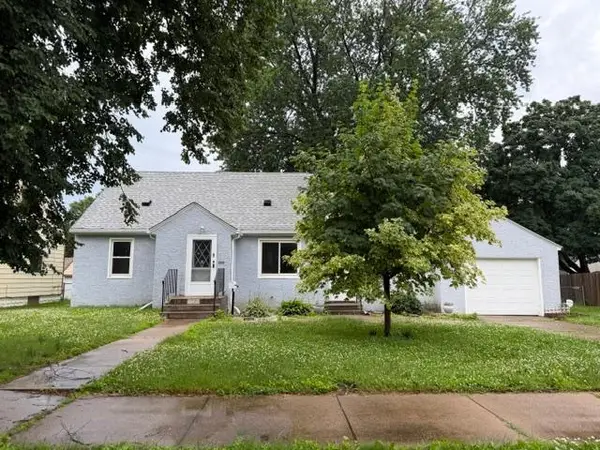 132 Richmond Street E, South Saint Paul, MN 55075