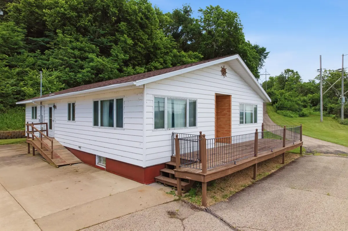 140 N State Road 35, Alma, WI 54610 - #1