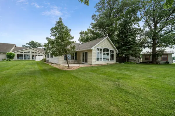 1761 E Lake Street #1, Osakis, MN 56360