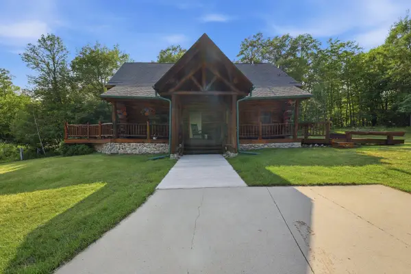 18583 Unger Lane, Grand Rapids, MN 55744