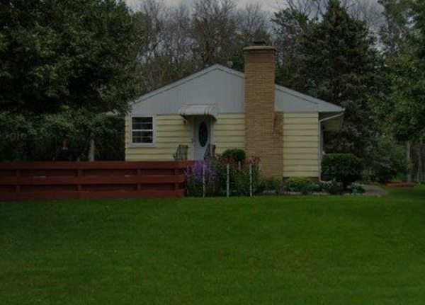 1299 N Birch Lake Boulevard, Saint Paul, MN 55110