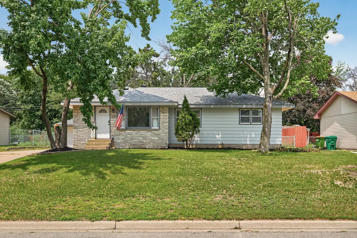 409 Manor Drive Ne, Spring Lake Park, MN 55432 - #1