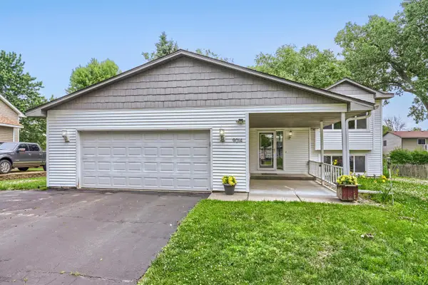 9014 Hampshire Avenue N, Minneapolis, MN 55445