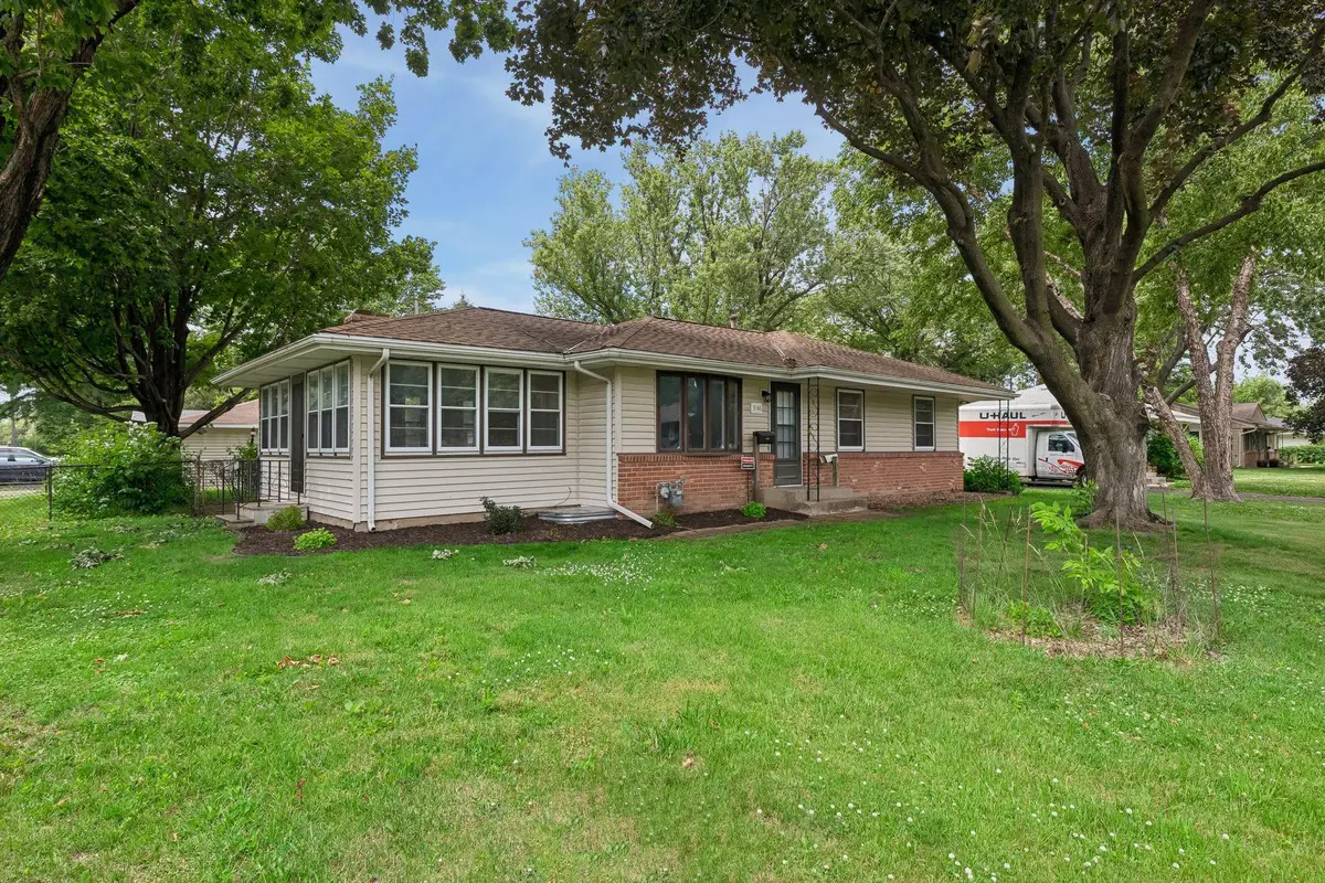 9148 2nd Avenue S, Bloomington, MN 55420 - #1