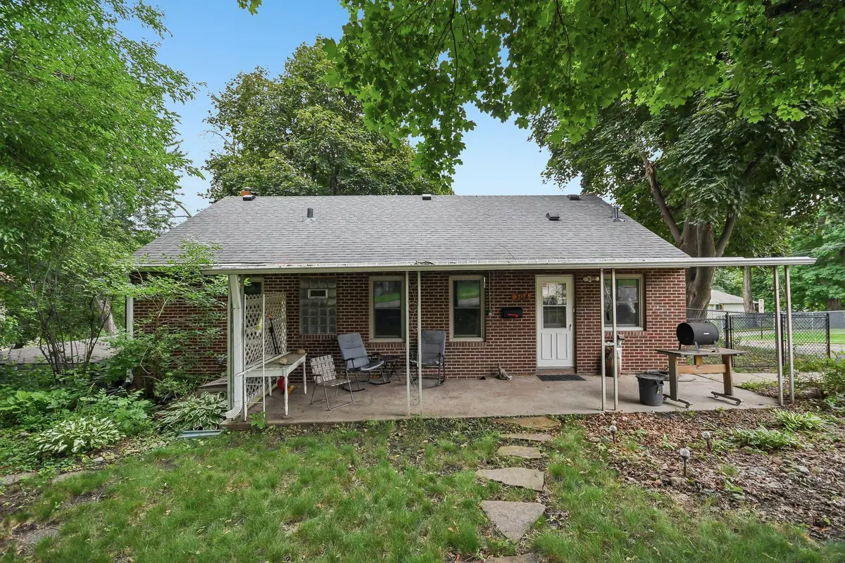 304 17th Avenue N, South Saint Paul, MN 55075 - #1