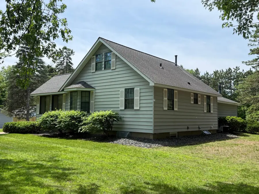 8428 Eastwood Road, Saint Paul, MN 55112 - #2