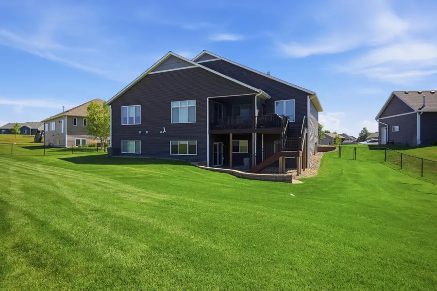 515 21st Place Ne, Kasson, MN 55944 - #3