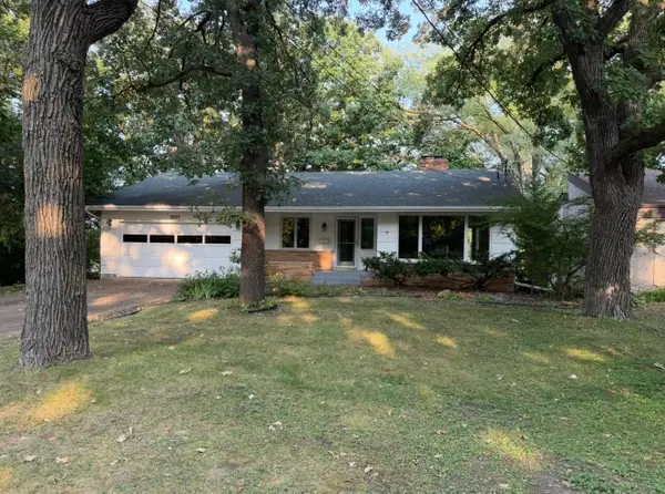 2507 Burnham Road, Minneapolis, MN 55416
