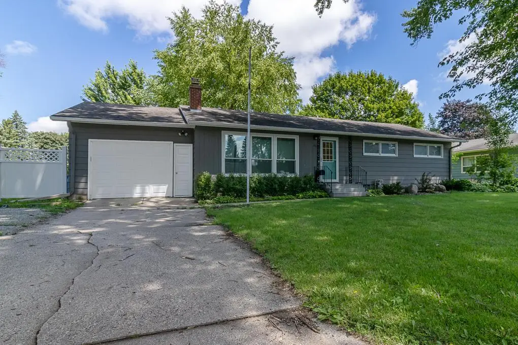 234 15th Street Sw, Owatonna, MN 55060 - #1