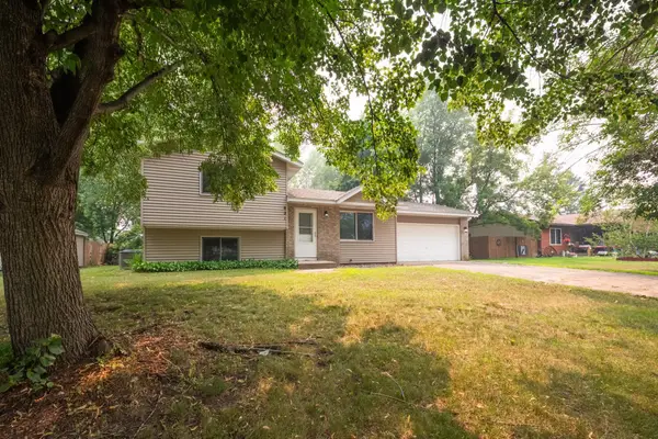 821 Birch Street Sw, Isanti, MN 55040