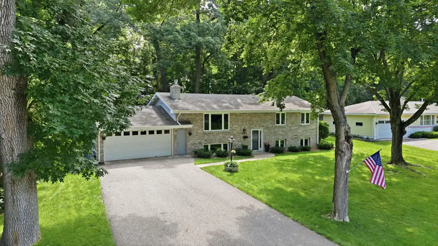 250 Glenbrook Road N, Wayzata, MN 55391 - #3