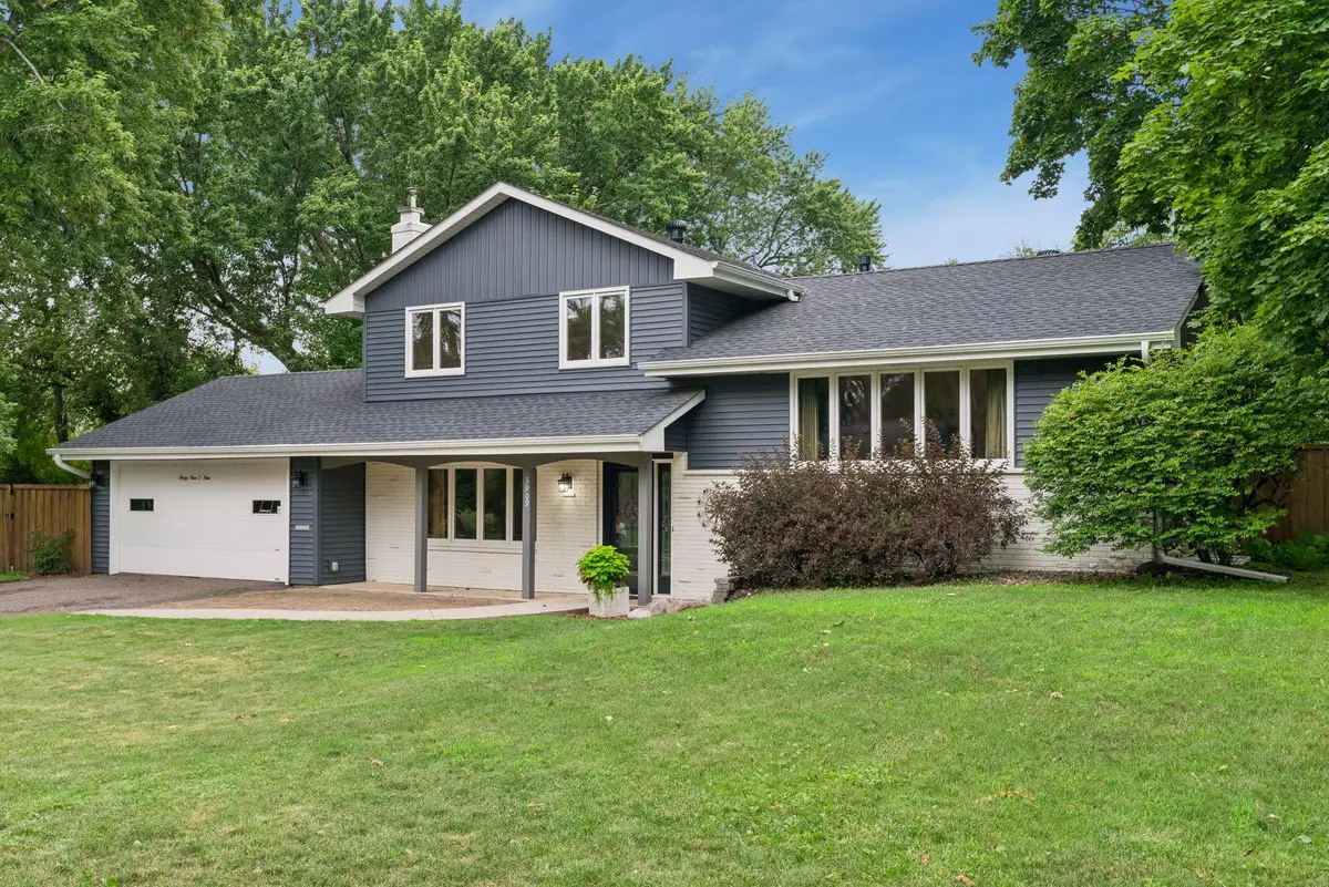 3909 Xylon Avenue N, Minneapolis, MN 55427 - #1