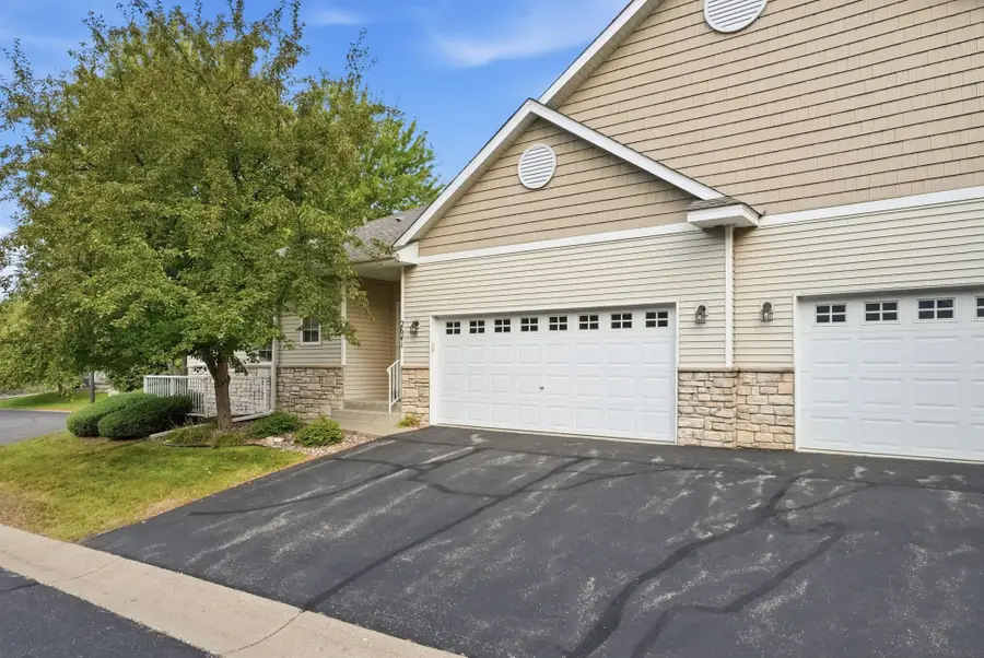 2641 Boulder Way, Burnsville, MN 55337 - #2