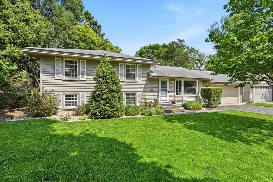 10925 Russell Avenue S, Minneapolis, MN 55431 - #2