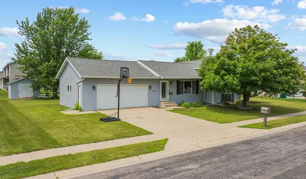 202 Rainbow Drive, Marshall, MN 56258